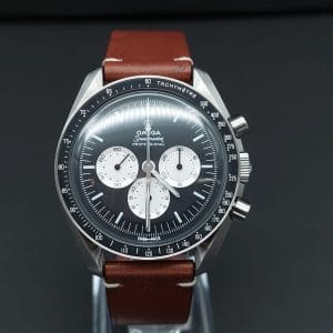 Omega Speedy Tuesday 311.32.42.30.01.001 2017 (Full Set)