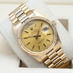 Rolex Day-Date 18038 (2)